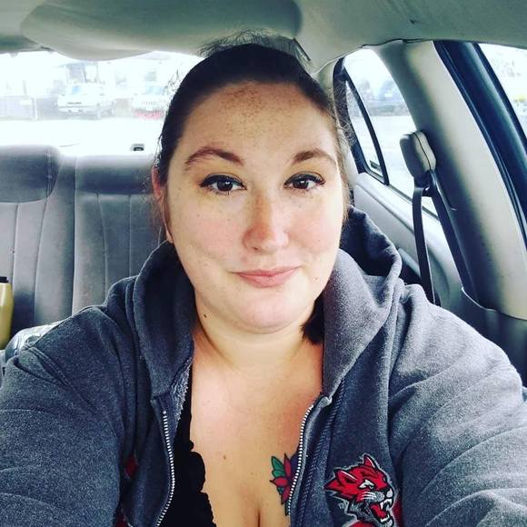 Meet your Posher, Danielle - Picture 1 of 1